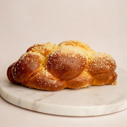 Chałka drożdżowa z kruszonką – wypiek Chleboteki, tradycyjna chałka pszenna