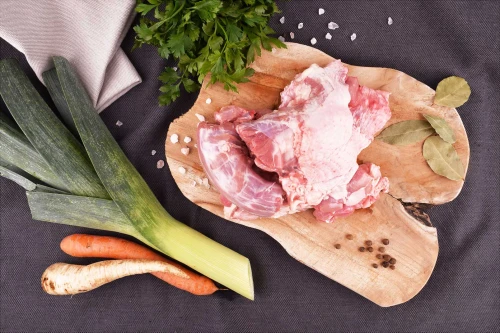Porcja rosołowa z indyka EKO 550g gotowana na rosół z warzywami