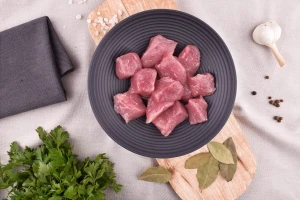 Mięso gulaszowe z szynki EKO ~500g