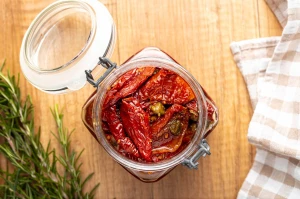 Pomidory suszone na słońcu w oleju BIO (opakowanie ~250g)