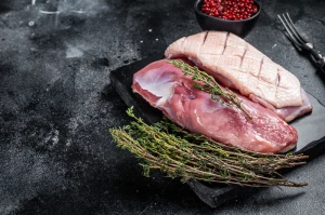 Pierś z gęsi ekologicznej (1szt=450g)