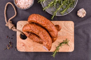 Kiełbasa nożem krojona (1 pęto =~200g)